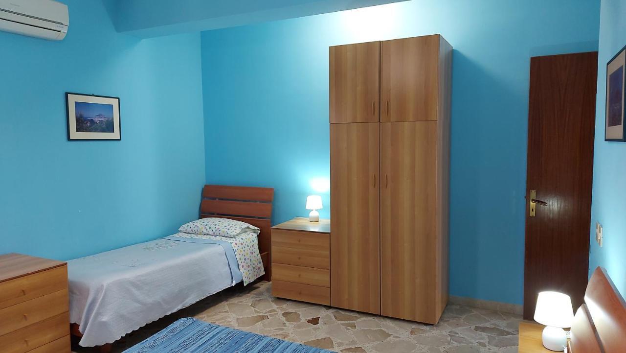 Casa Floridea -Mediterranea Sicilia Apt เชฟาลู ภายนอก รูปภาพ
