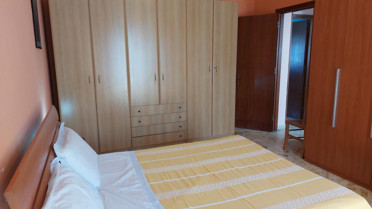 Casa Floridea -Mediterranea Sicilia Apt เชฟาลู ภายนอก รูปภาพ